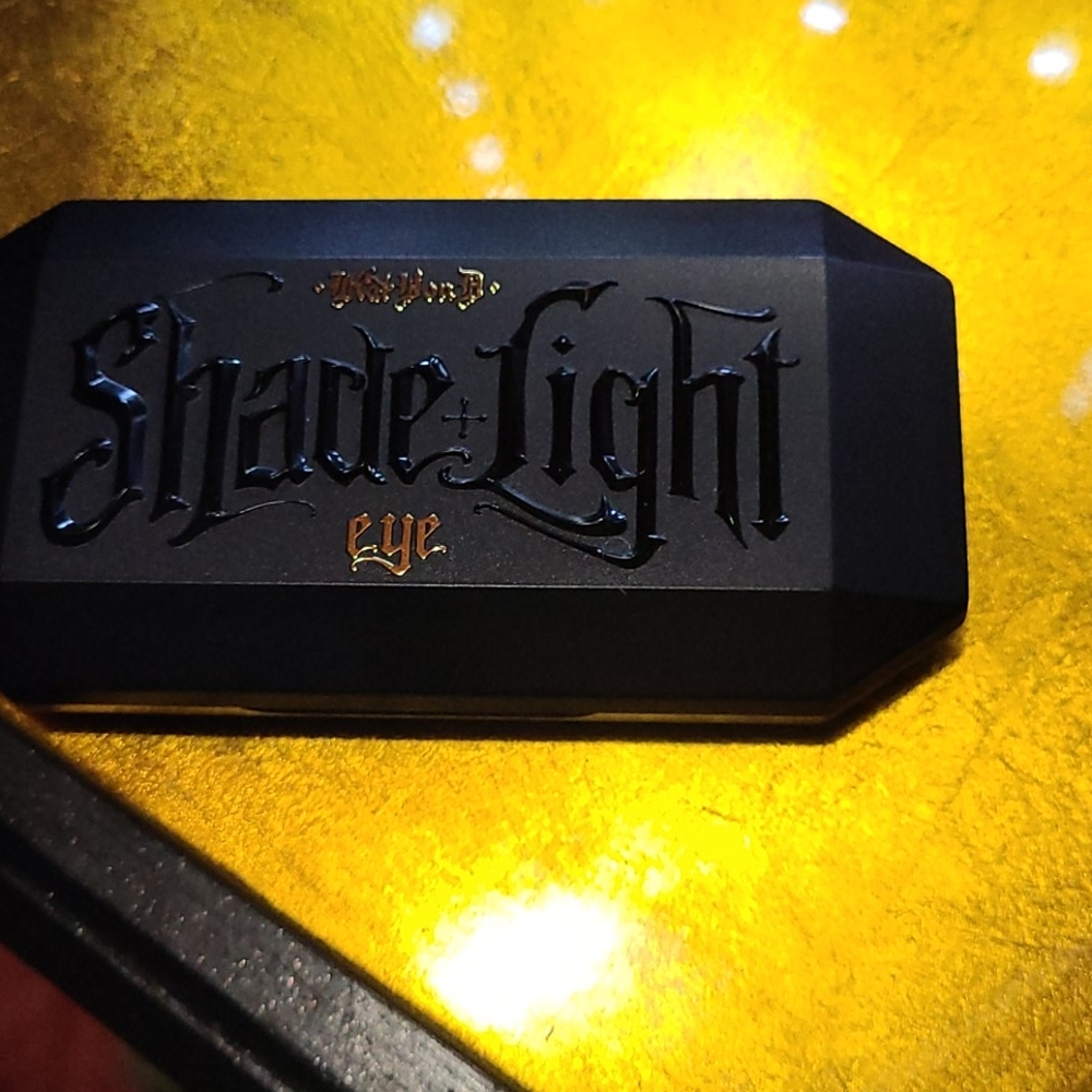 KVD Shade and Light Palette Sage